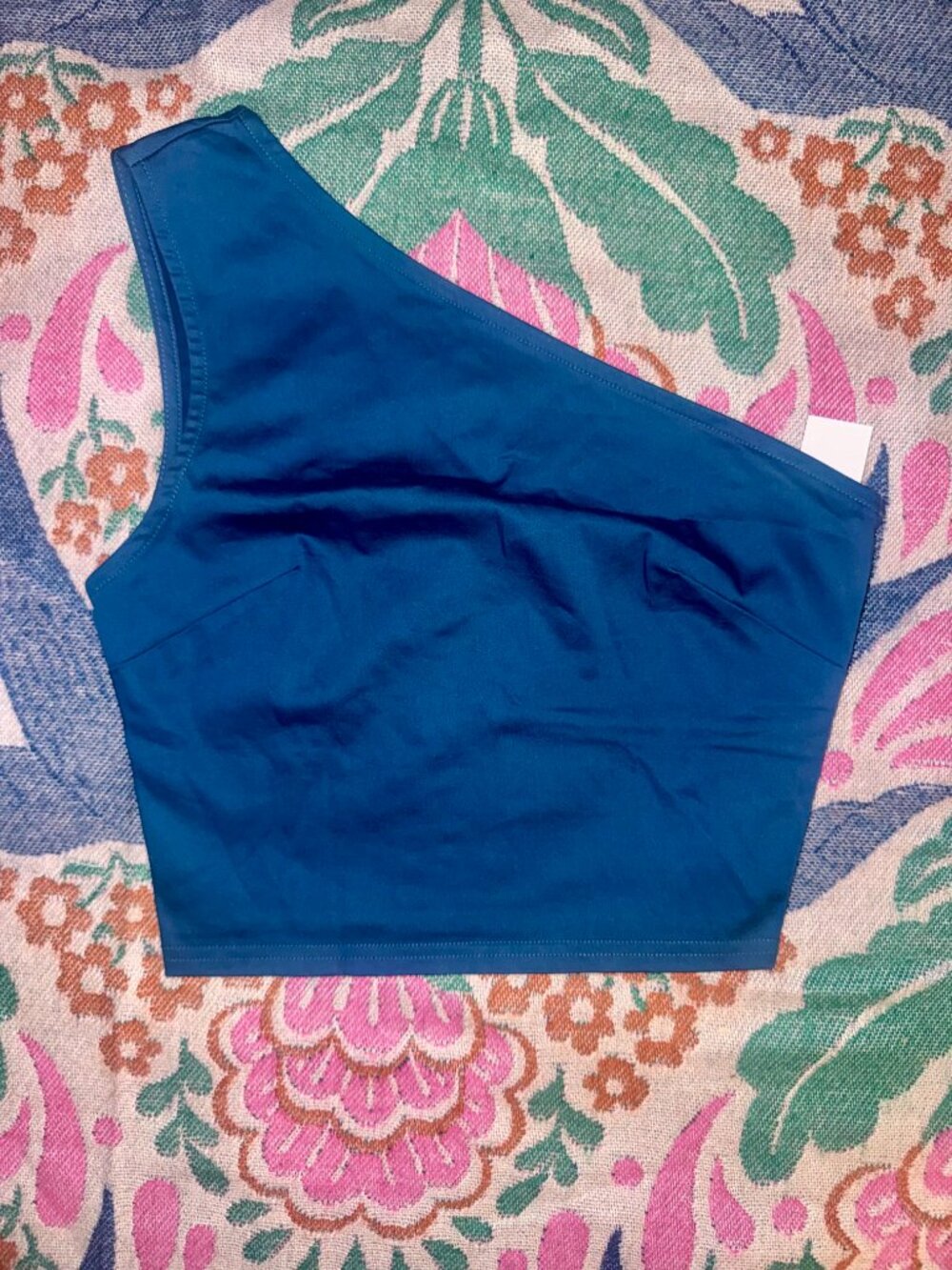 Peachy Den Women's Navy Crop-top